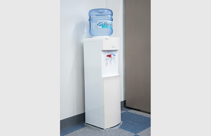 ウォーターサーバーを完備